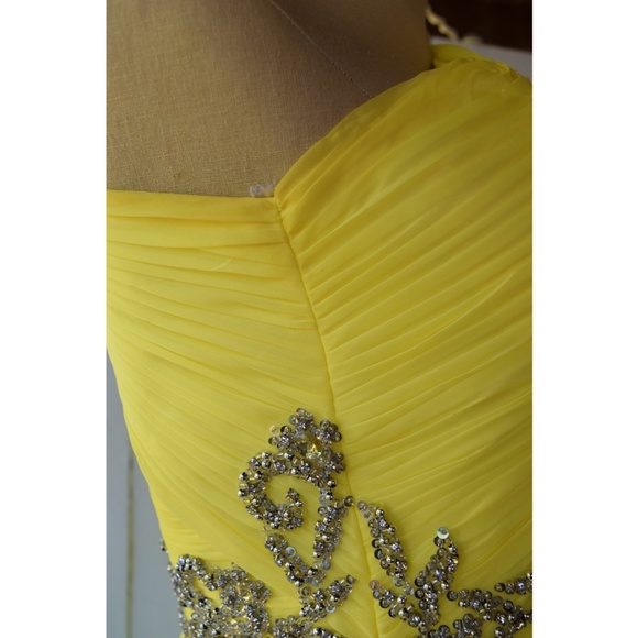 Yellow Sherri Hill Formal Dress with Train - Picture 7 of 8